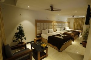 Deluxe Family Six Bedded AC 5 (1)